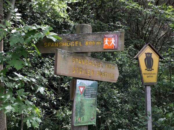 Wegweiser zum Grenzgängerweg